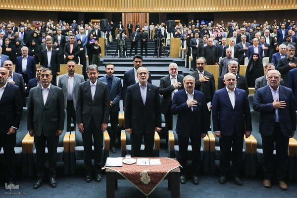 سفر رئیس‌جمهور به اصفهان