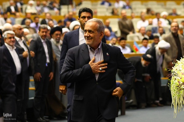 سفر رئیس‌جمهور به اصفهان