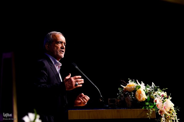 سفر رئیس‌جمهور به اصفهان