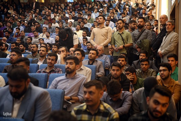 مراسم قرعه‌کشی عمره دانشگاهیان