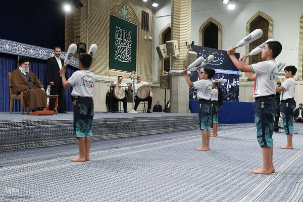 دیدار قهرمانان و مدال‌آوران ورزشی و المپیادهای علمی جهانی