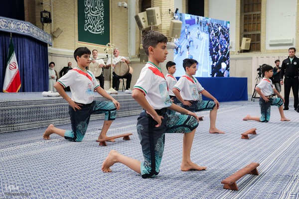 دیدار قهرمانان و مدال‌آوران ورزشی و المپیادهای علمی جهانی