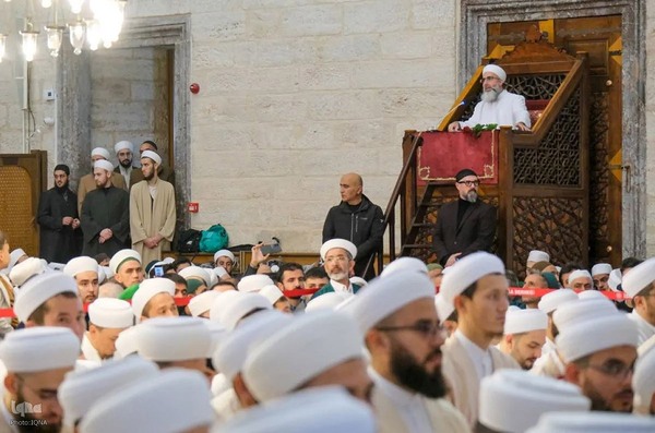 جشن فارغ‌التحصیلی صدها قرآن‌آموز در مسجد سلطان سلیم استانبول