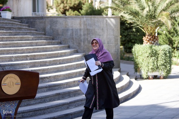 حاشیه جلسه امروز هیات دولت