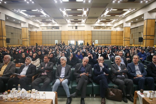 جشن بزرگ روز پرستار در مرکز قلب تهران