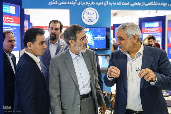 روز دوم نمایشگاه دستاوردهای علمی و فناورانه جهاددانشگاهی