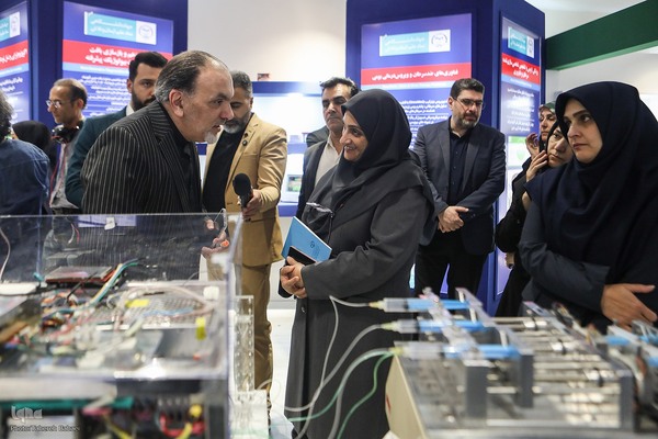 روز سوم نمایشگاه دستاوردهای علمی و فناورانه جهاددانشگاهی