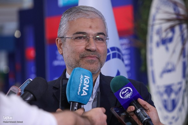 روز سوم نمایشگاه دستاوردهای علمی و فناورانه جهاددانشگاهی