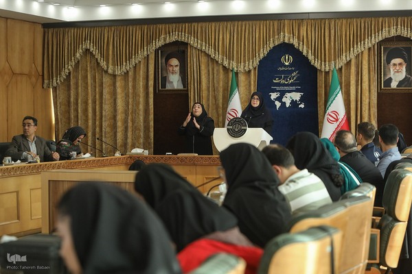 نشست خبری فاطمه مهاجرانی، سخنگوی دولت