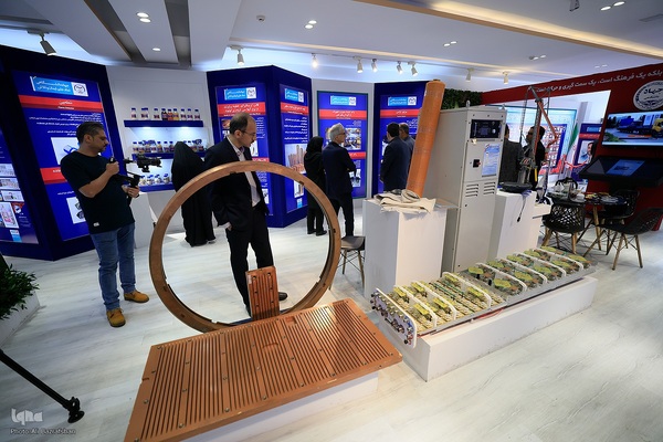 روز آخر نمایشگاه گزیده‌ای از دستاوردهای جهاددانشگاهی