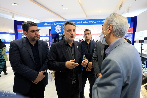 روز آخر نمایشگاه گزیده‌ای از دستاوردهای جهاددانشگاهی