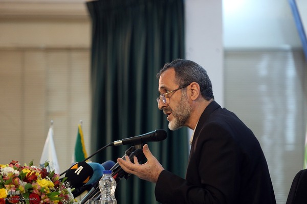 رونمایی از مجموعه ۵ جلدی تاریخ جامع فلسفه