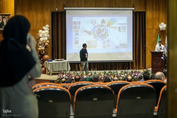 مراسم اختتامیه دومین دوره مسابقات ملی ارائه سه دقیقه‌ای