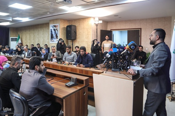 نخستین نشست علی رزازی، سخنگوی استانداری تهران