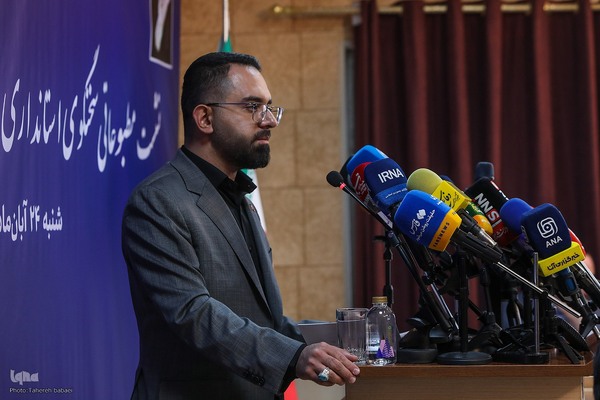 نخستین نشست علی رزازی، سخنگوی استانداری تهران