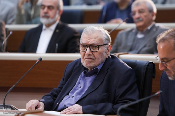 رونمایی از ویراست جدید کتاب «ارتباط انسان-جهان»