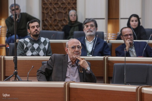 رونمایی از ویراست جدید کتاب «ارتباط انسان-جهان»