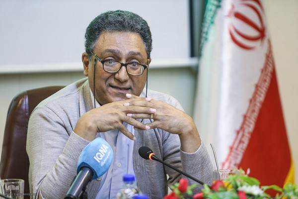 محمد کریم زنجانی،‌ پژوهشگر فلسفه و تاریخ علم