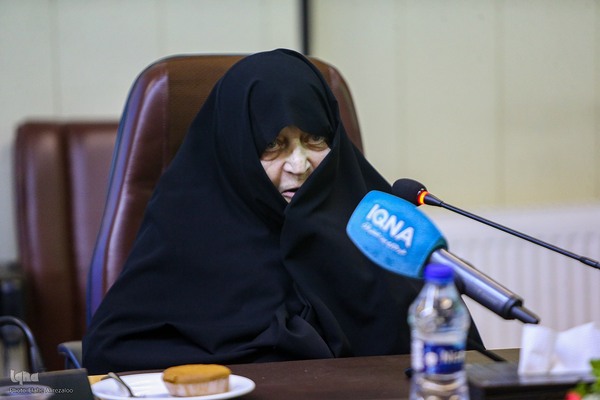 بدرالسادات طباطبایی، فرزند علامه فقید