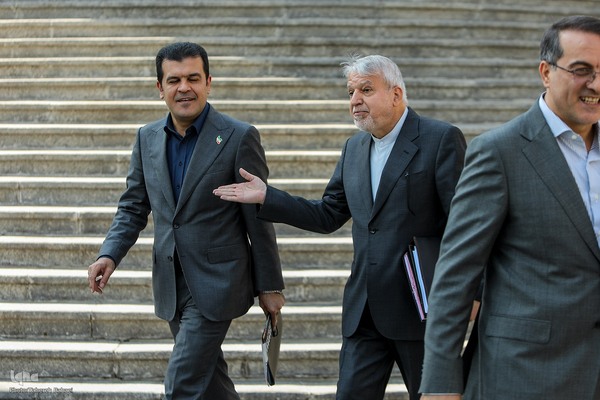 حاشیه جلسه هیئت دولت