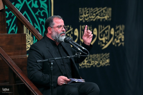 دومین شب عزاداری شهادت حضرت فاطمه(س) با حضور رهبر معظم انقلاب