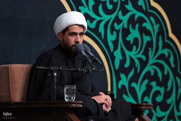 دومین شب عزاداری شهادت حضرت فاطمه(س) با حضور رهبر معظم انقلاب