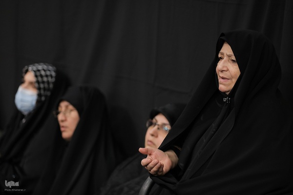 مراسم عزاداری شب شهادت حضرت زهرا (س) در حسینیه امام خمینی(ره)