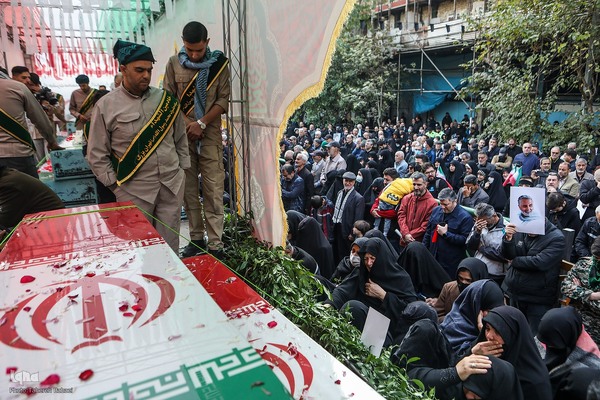 تشیع پیکر‌های مطهر ۱۰۰ شهید گمنام دوران دفاع مقدس