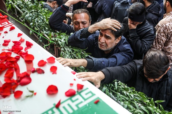 تشیع پیکر‌های مطهر ۱۰۰ شهید گمنام دوران دفاع مقدس