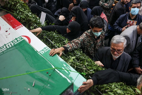 تشیع پیکر‌های مطهر ۱۰۰ شهید گمنام دوران دفاع مقدس