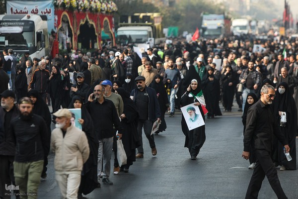 تشیع پیکر‌های مطهر ۱۰۰ شهید گمنام دوران دفاع مقدس