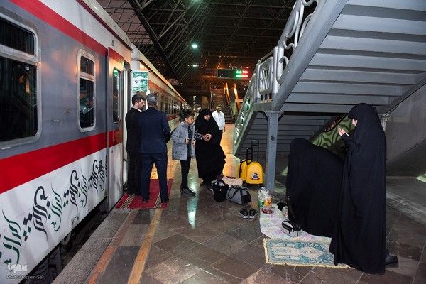 آئین عزاداری شهادت حضرت فاطمه الزهرا (س) در قطار ایران