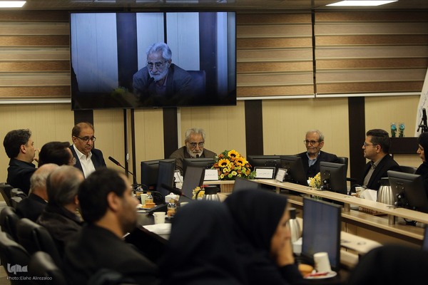 نشست «خردورزی؛ رسالت جاودان فلسفه در حیات بشری»