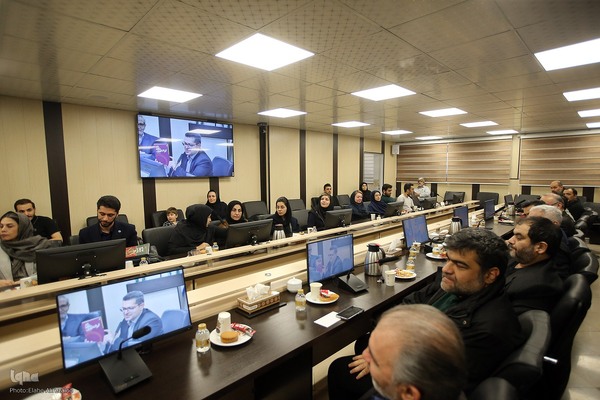 نشست «خردورزی؛ رسالت جاودان فلسفه در حیات بشری»