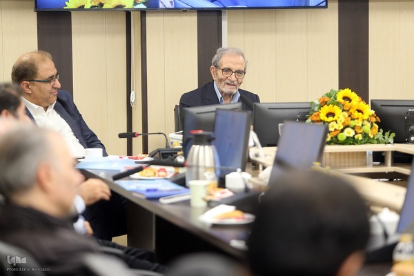 نشست «خردورزی؛ رسالت جاودان فلسفه در حیات بشری»