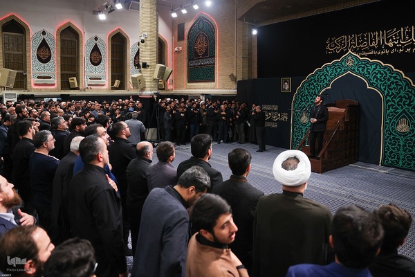 آخرین شب مراسم عزاداری شهادت حضرت صدیقه(س) در حسینیه امام خمینی(ره)