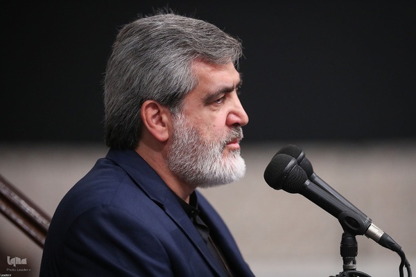 آخرین شب مراسم عزاداری شهادت حضرت صدیقه(س) در حسینیه امام خمینی(ره)