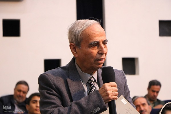 مراسم رونمایی از دانشنامه اصفهان