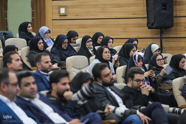 نشست خبری رئیس مجلس شورای اسلامی