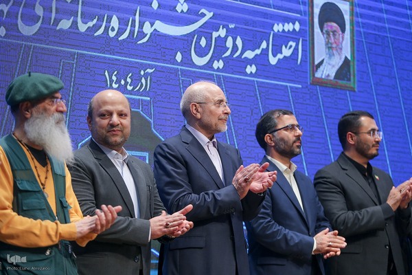 نشست خبری رئیس مجلس شورای اسلامی