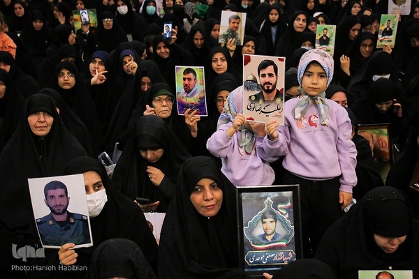 آیین ملی تکریم مادران و همسران شهدا