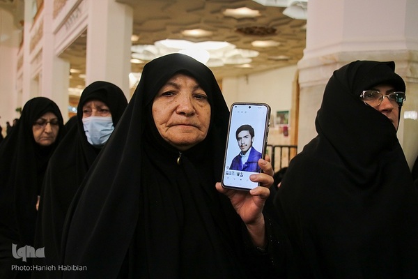 آیین ملی تکریم مادران و همسران شهدا