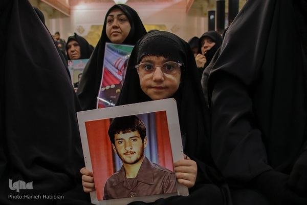 آیین ملی تکریم مادران و همسران شهدا