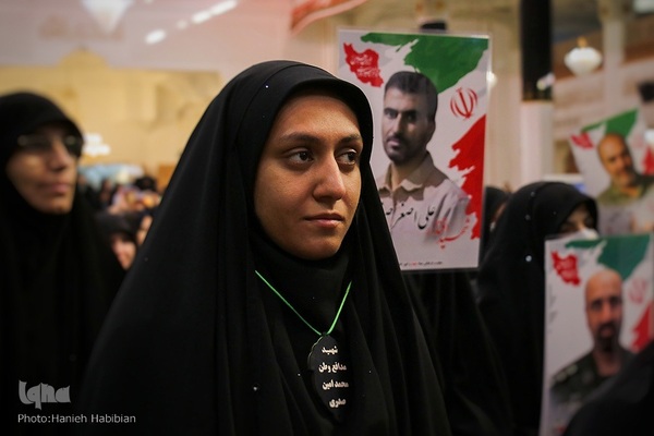 آیین ملی تکریم مادران و همسران شهدا