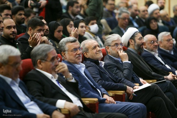 مراسم روز دانشجو با حضور رئیس جمهور