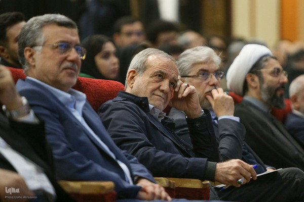 مراسم روز دانشجو با حضور رئیس جمهور