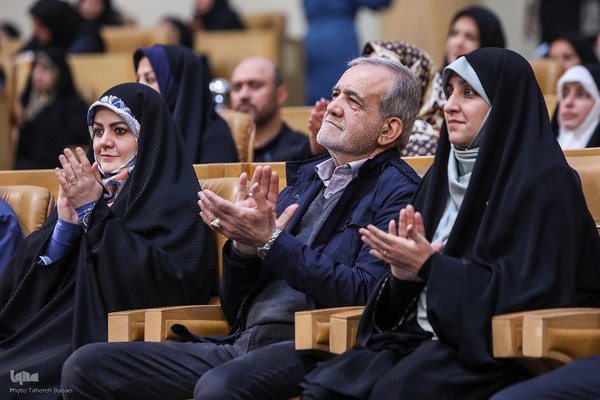 آیین گرامیداشت روز زن و مقام مادر