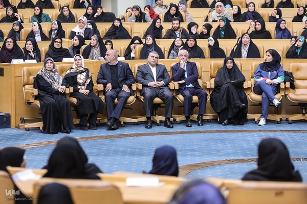 آیین گرامیداشت روز زن و مقام مادر