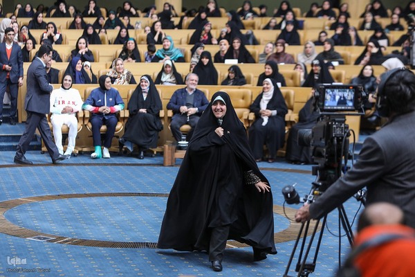 آیین گرامیداشت روز زن و مقام مادر