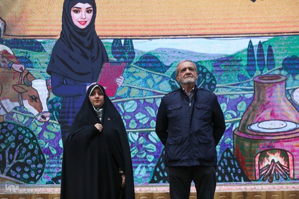 آیین گرامیداشت روز زن و مقام مادر